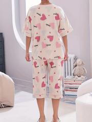 Heart Print Pajamas Set Short Sleeve Crew Neck Top & Crop Pants