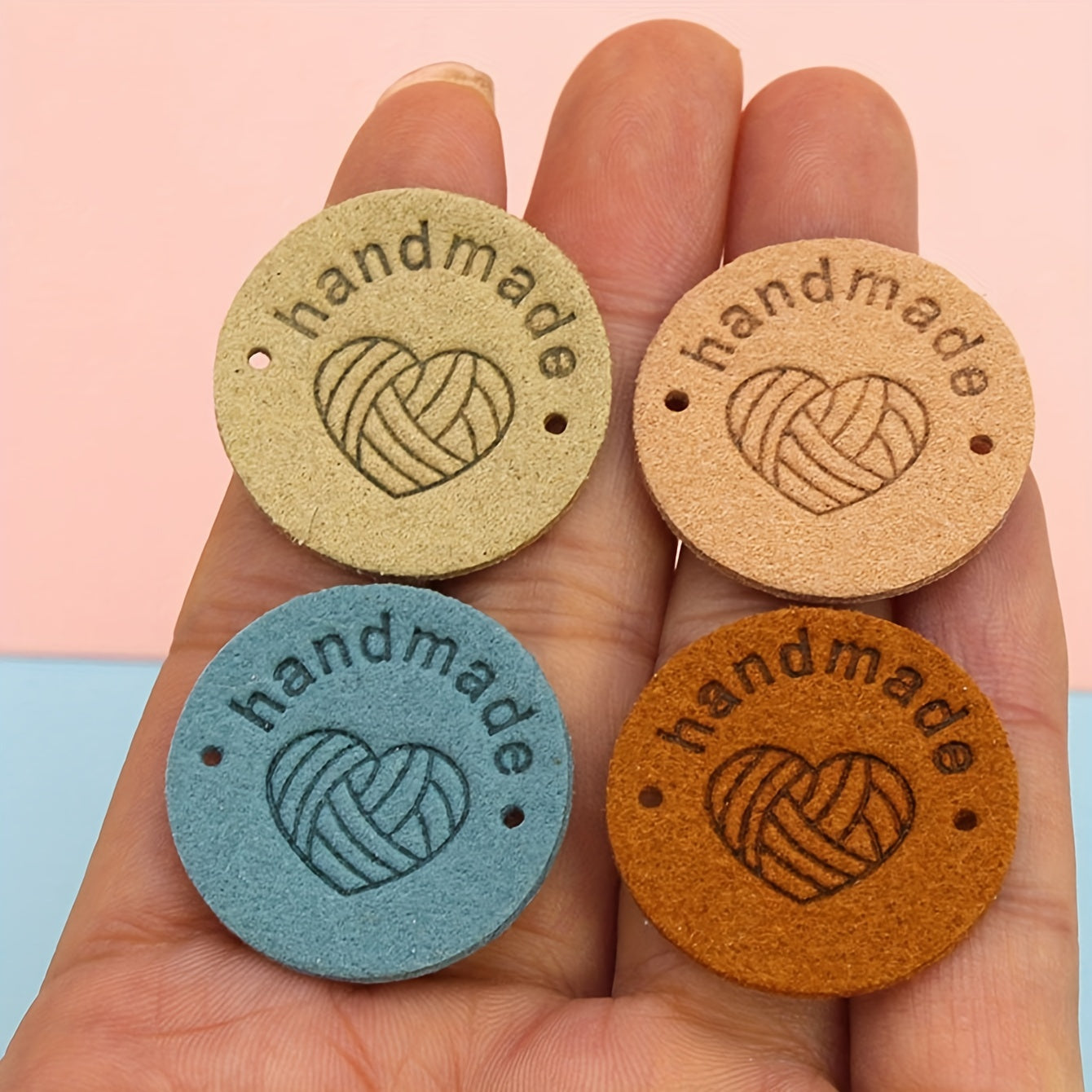 10pcs Random Heart Pattern DIY Sewing Label Round Tag for Hand Craft