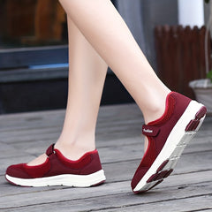 Women's Mesh Breathable Sports Shoes Soft Dance Performance Shoes