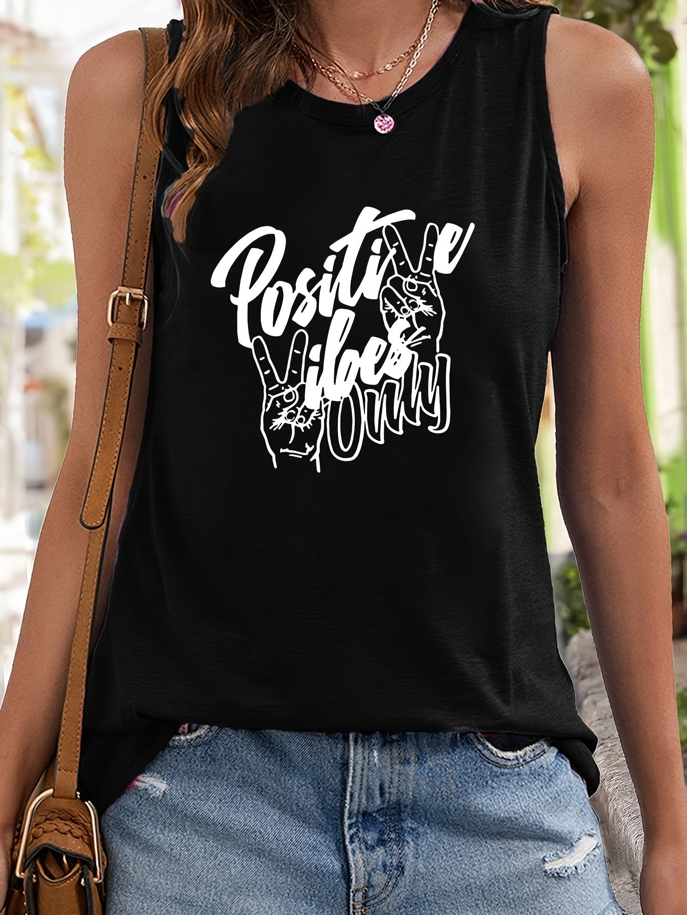 Gesture & Letter Stretchy Sports Vest Casual Top