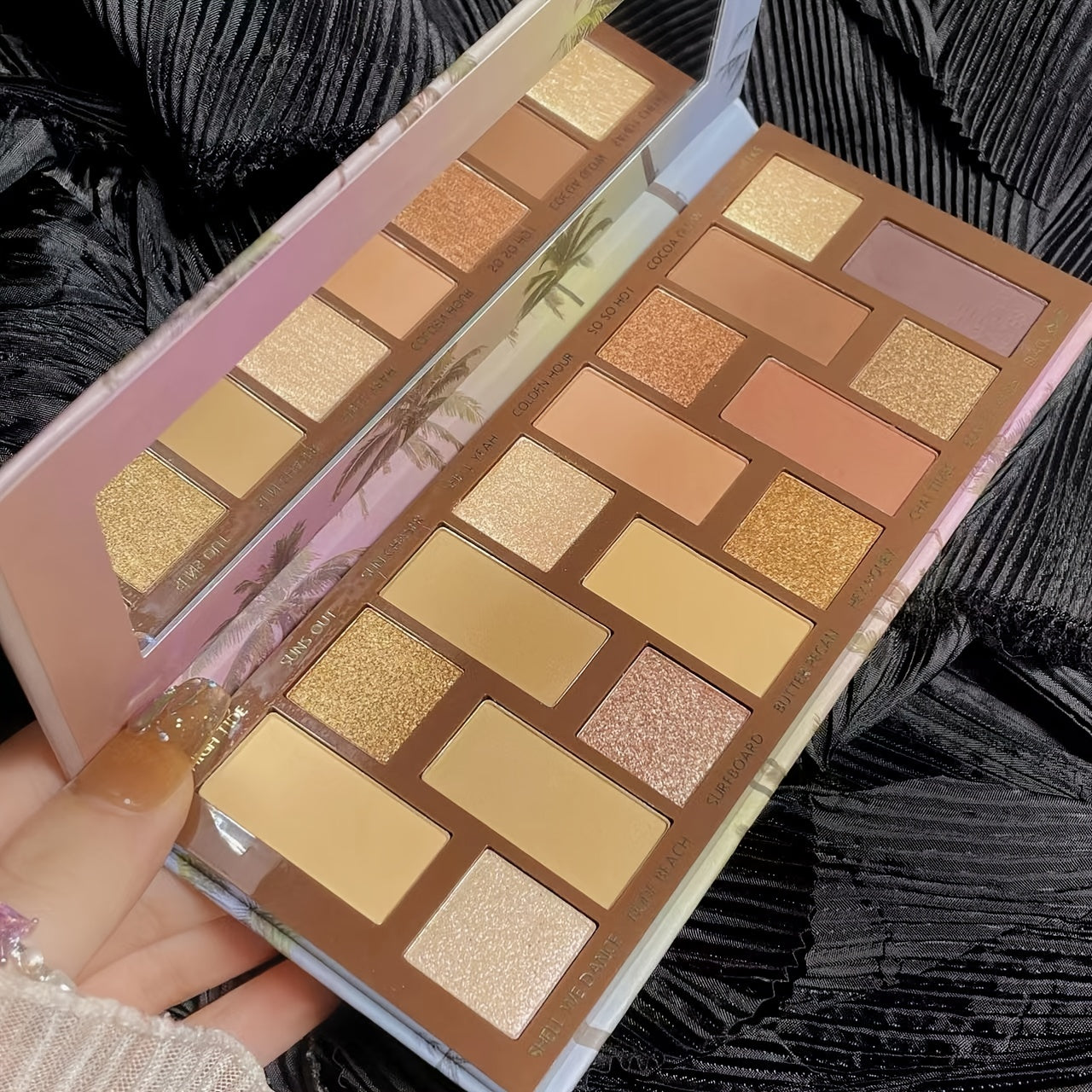 16-Color Beginner Eyeshadow Palette Pearly Matte Finish