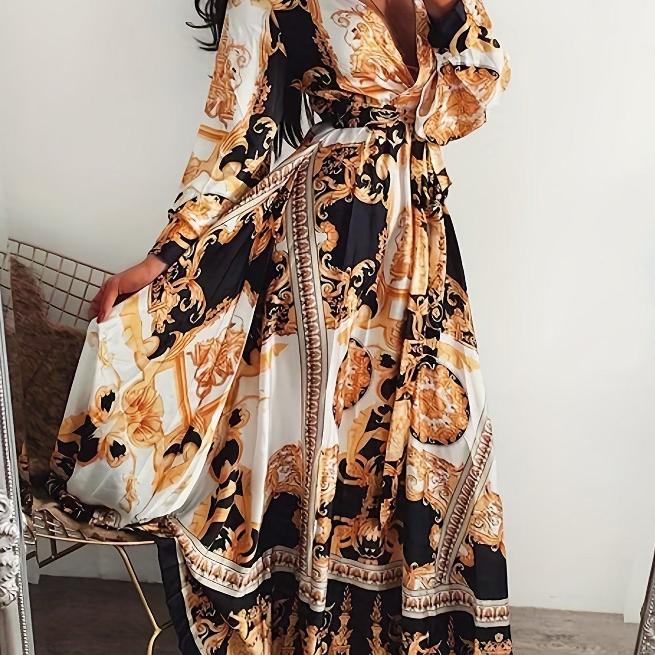 Women's Plus Baroque Print Long Sleeve Maxi Dress