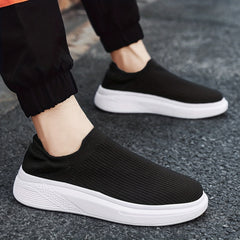 Men's Lightweight Slip On Casual Shoes for Traveling Jogging
