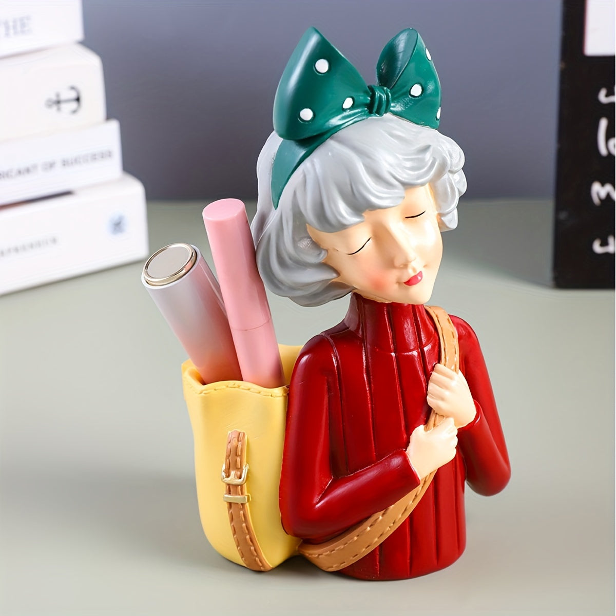 Creative Backpack Girl Organizer Desk Desktop Pen Holder Resin Crafts