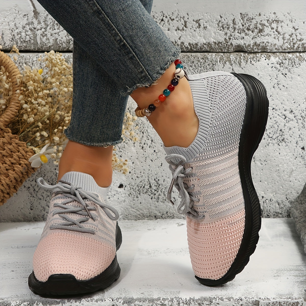Women's Breathable Running Shoes Lightweight Outdoor Sports Shoes