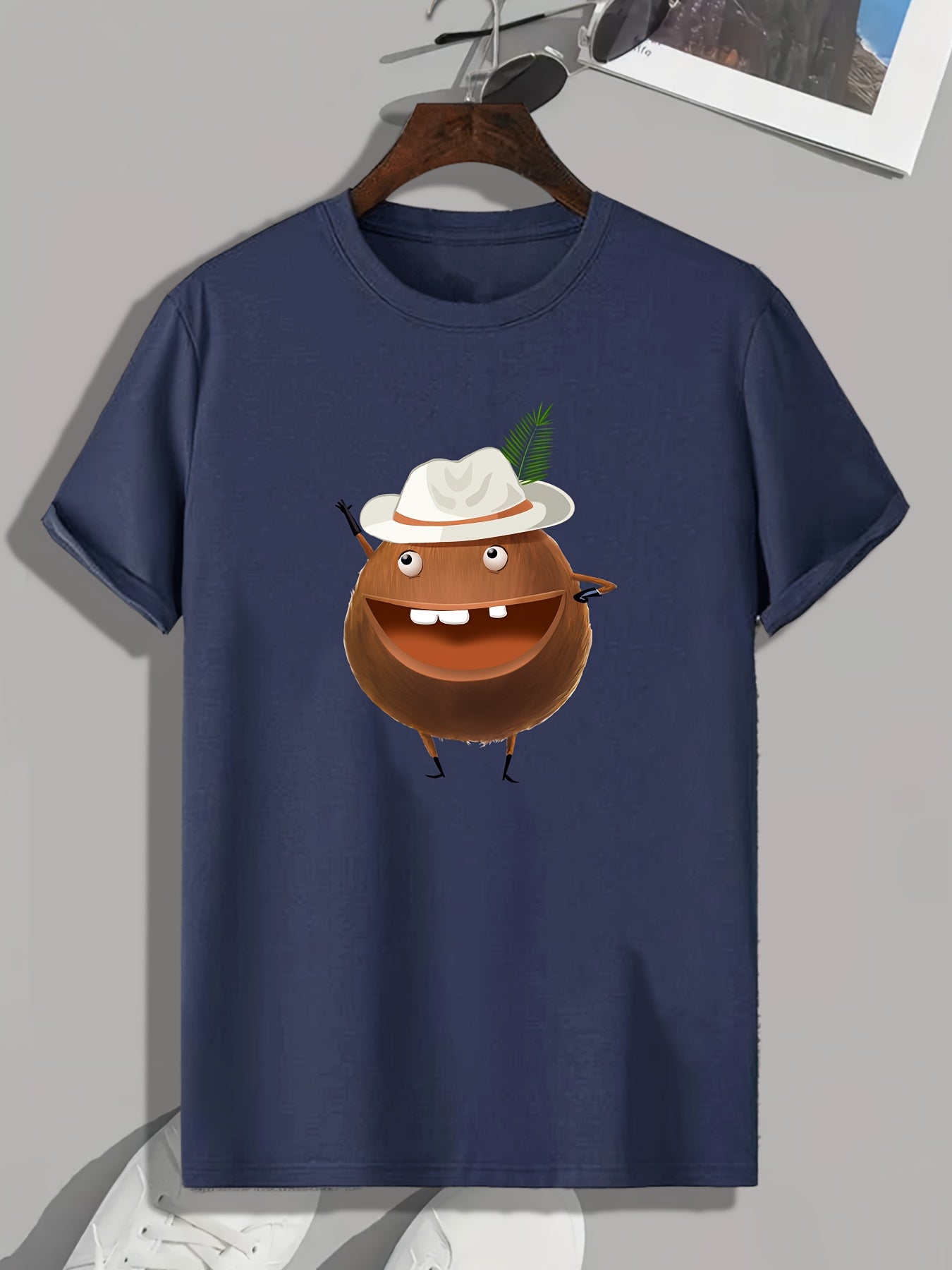 Coconut Print Men's Graphic T-shirt for Summer