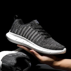 Men's Lightweight Running Shoes Outdoor Athletic Walking Sneakers