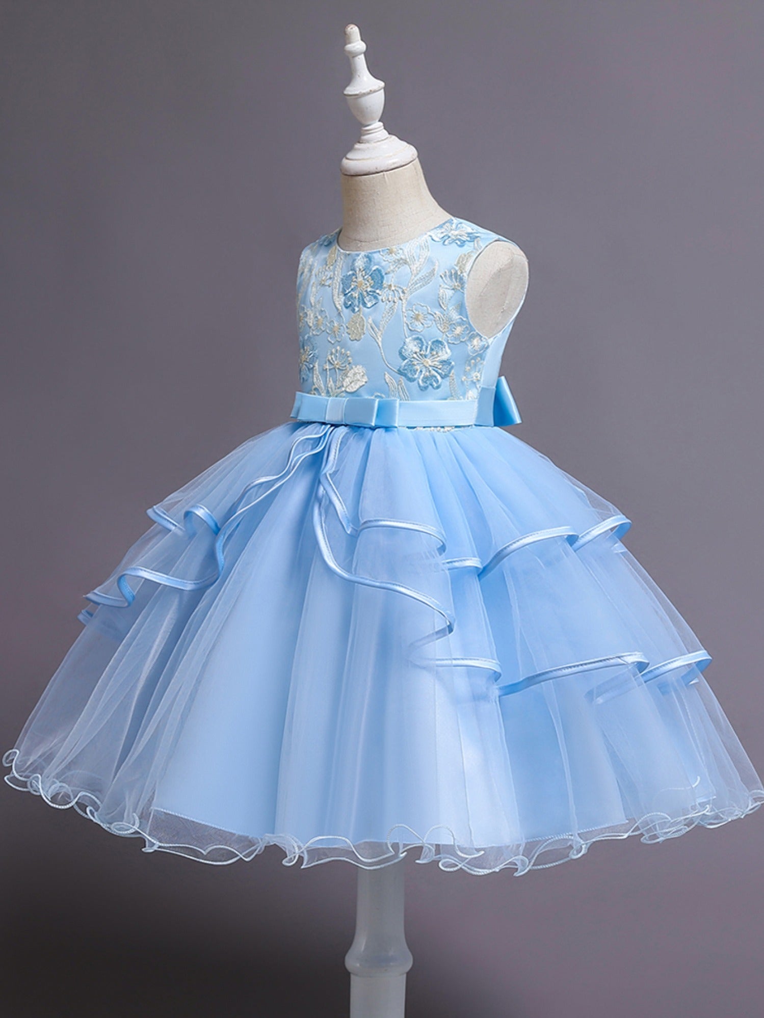 Girls Sleeveless Flower Embroidery Mesh Princess Dress