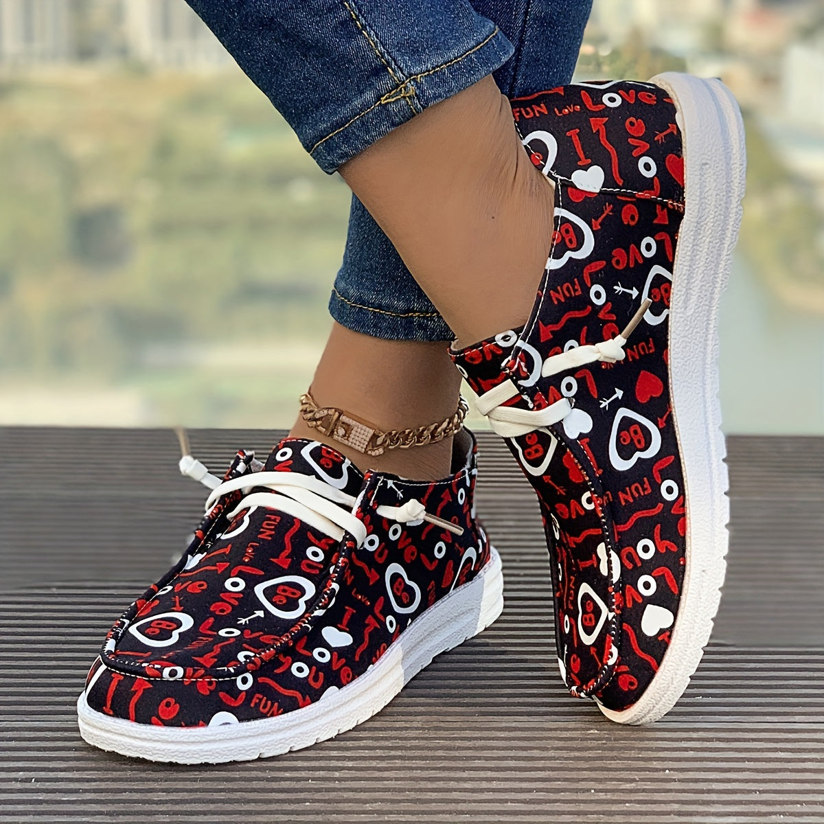 Women's Graffiti Print Canvas Shoes Low Non Slip Flats Women's Comfy Footwear