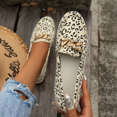 Women's Chain Decor Flat Slip On Shoes Lightweight & Comfortable