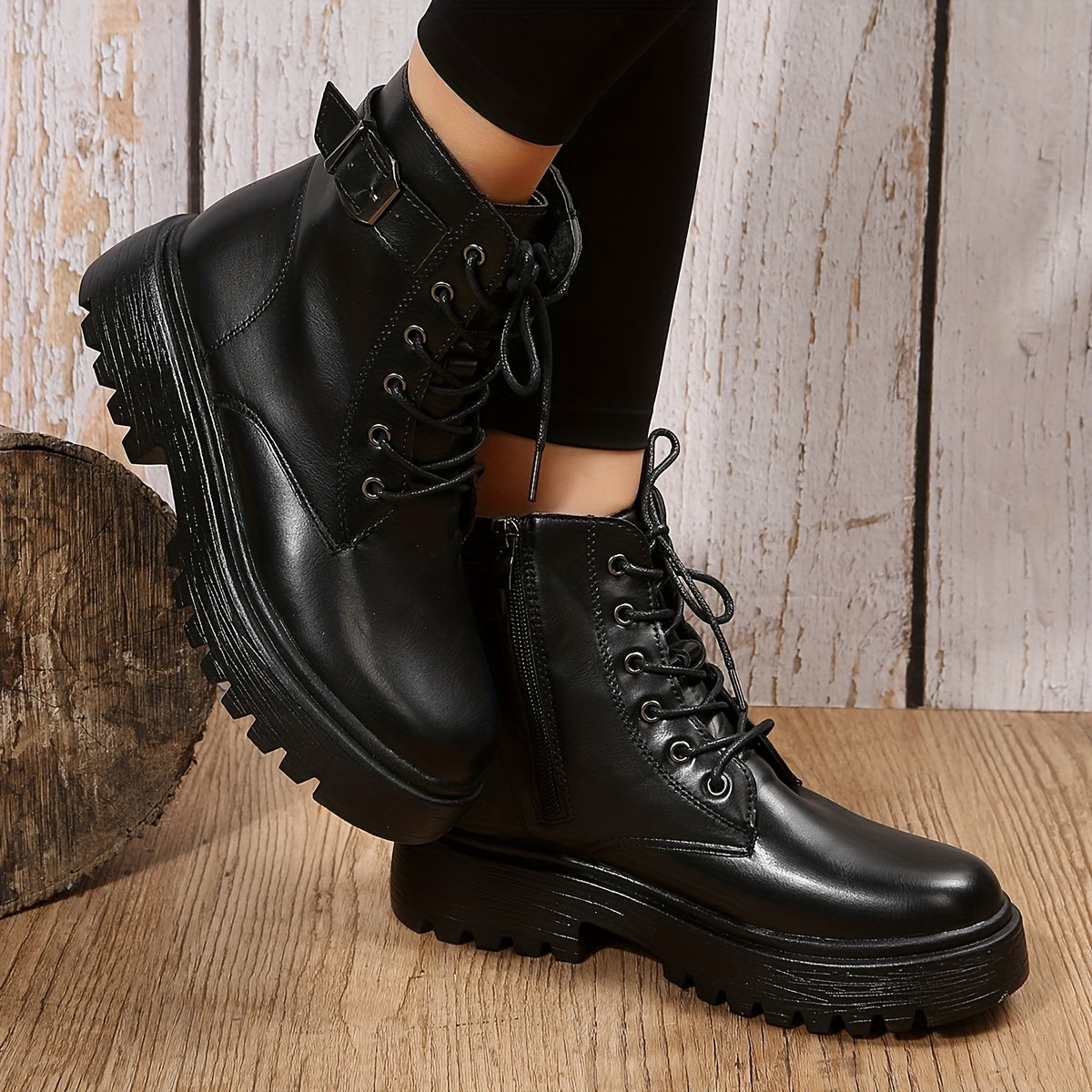 Women's Lace-Up Combat Boots Round Toe Side Zip Outdoor Short Boots