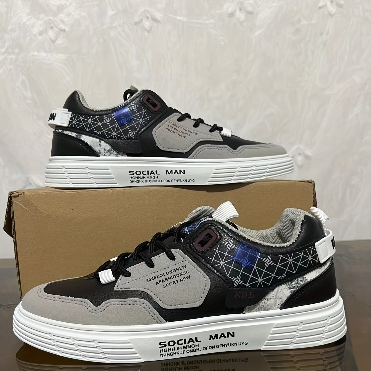 Men's Patchwork Skate Shoes Lace Up Sneakers