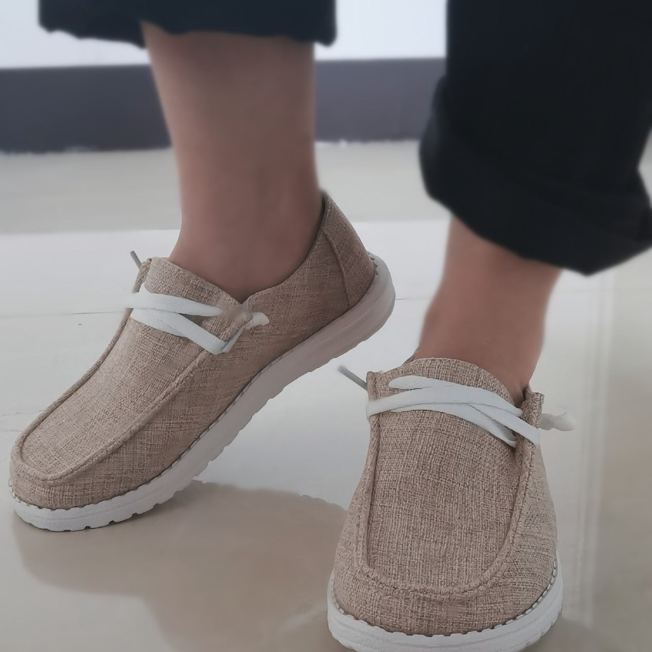 Women's Breathable Canvas Shoes Low Top Lightweight Casual Shoes