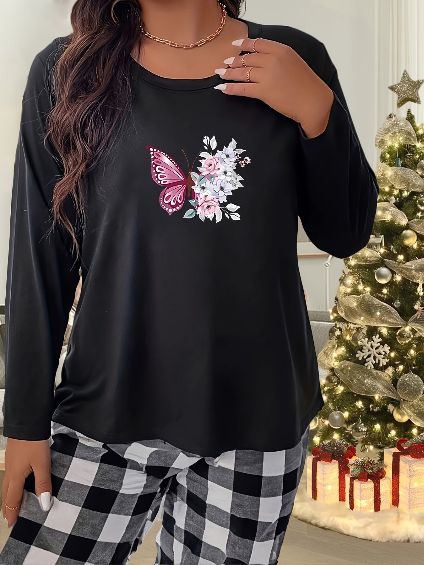 Floral Butterfly Graphic Long Sleeve Crew Neck Plus Size Sleepwear Top