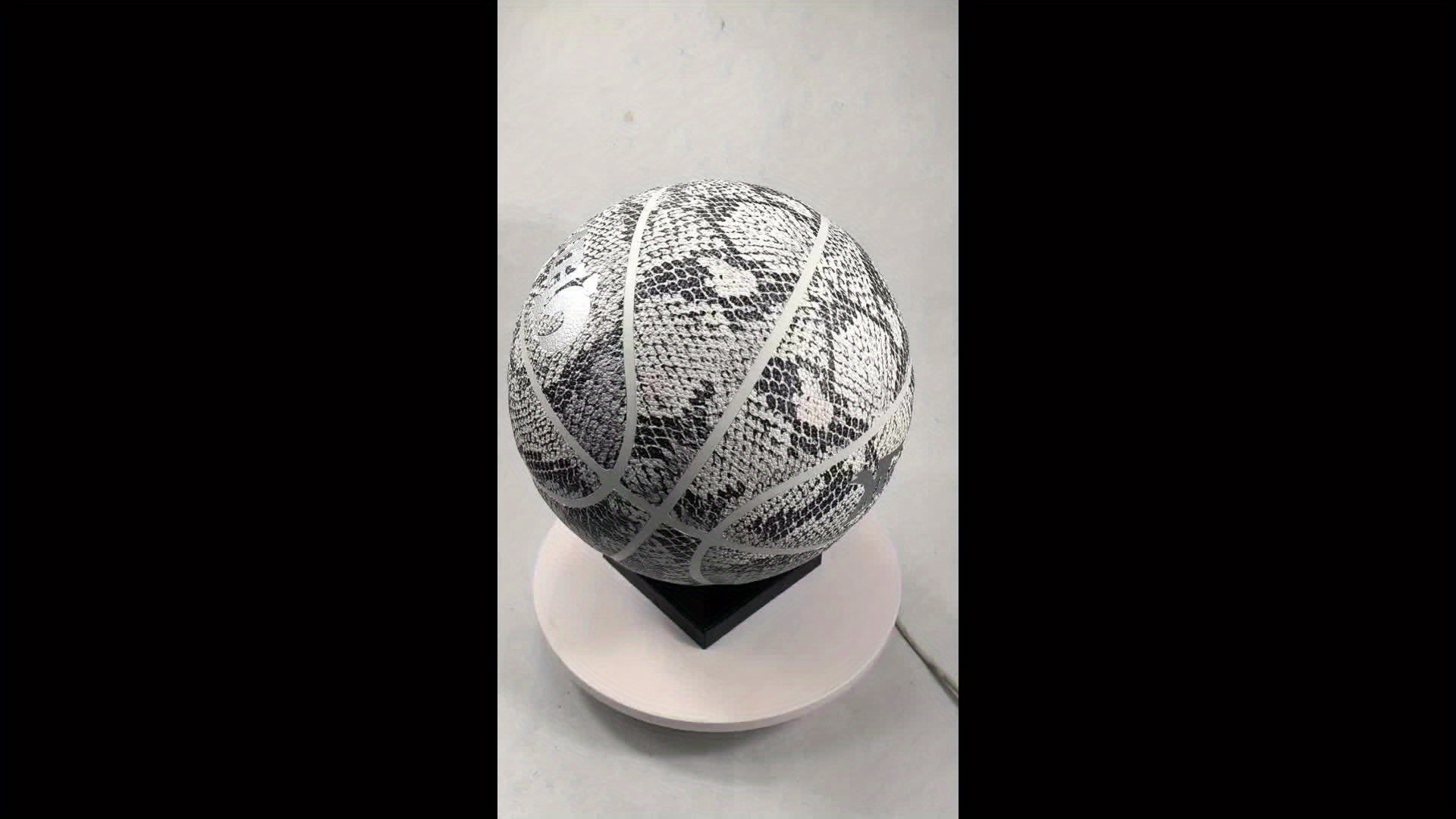 Manba Snake Pattern Basketball Size 7 for Indoor and Outdoor Training