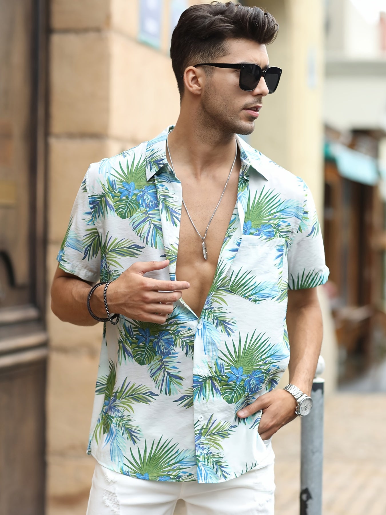 Men's Hawaiian Style Tree Pattern Slim Fit T-shirt