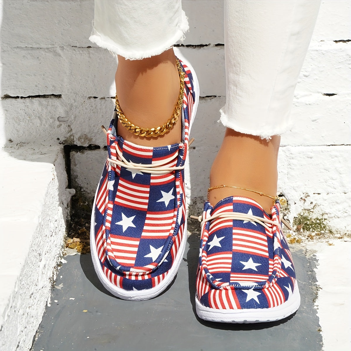 Women's Star & Striped Print Canvas Shoes Casual Lace Up Outdoor Shoes