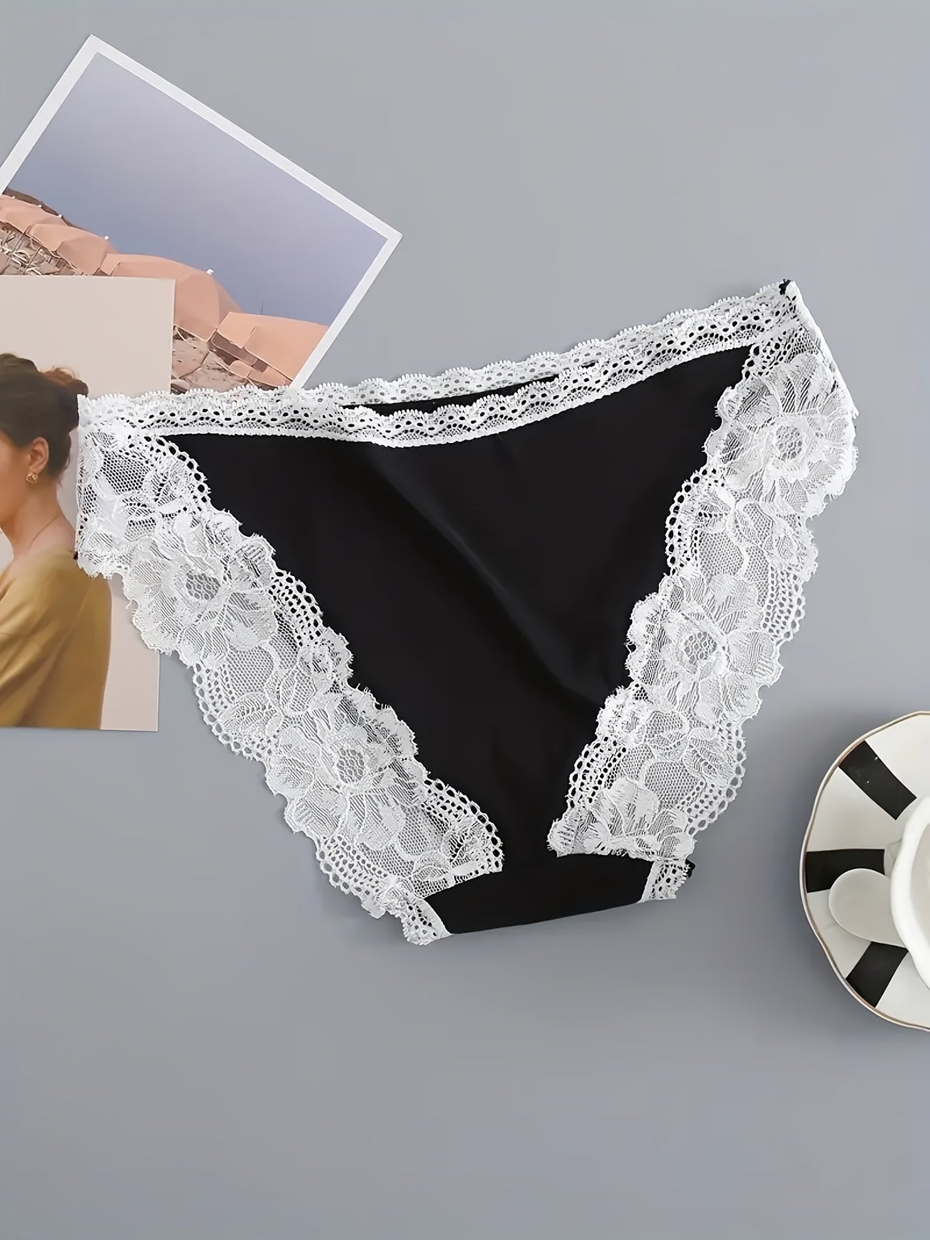 3Pcs Lace Briefs Stretchy Intimates Panties Women's Lingerie