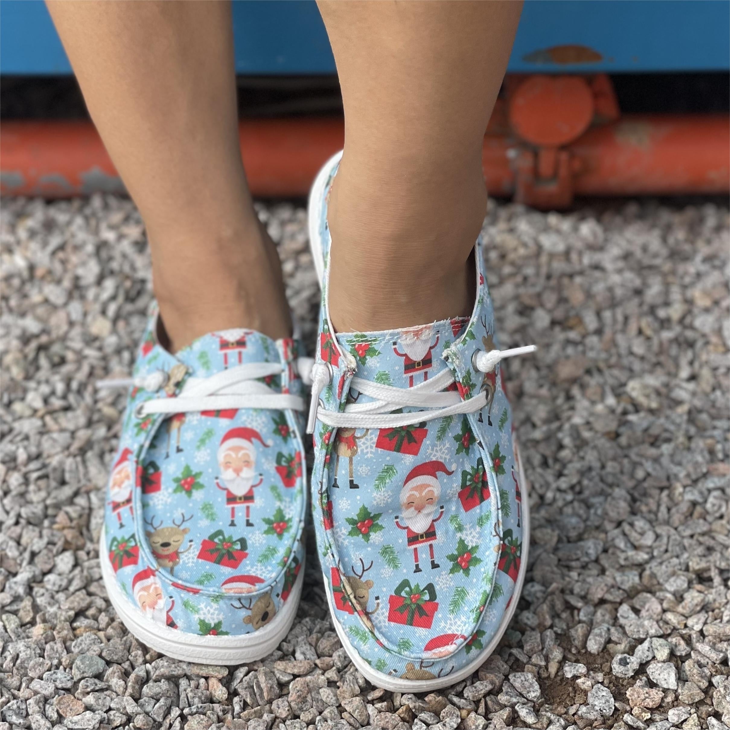 Women's Christmas Print Shoes Lightweight Lace Up Low Top Walking Shoes