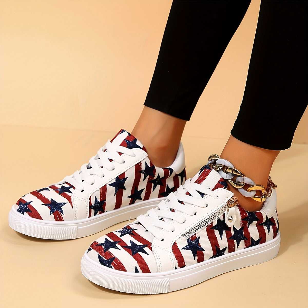 Women's Star Graphic & Striped Sneakers Casual Lace Up & Zipper Low Top Shoes