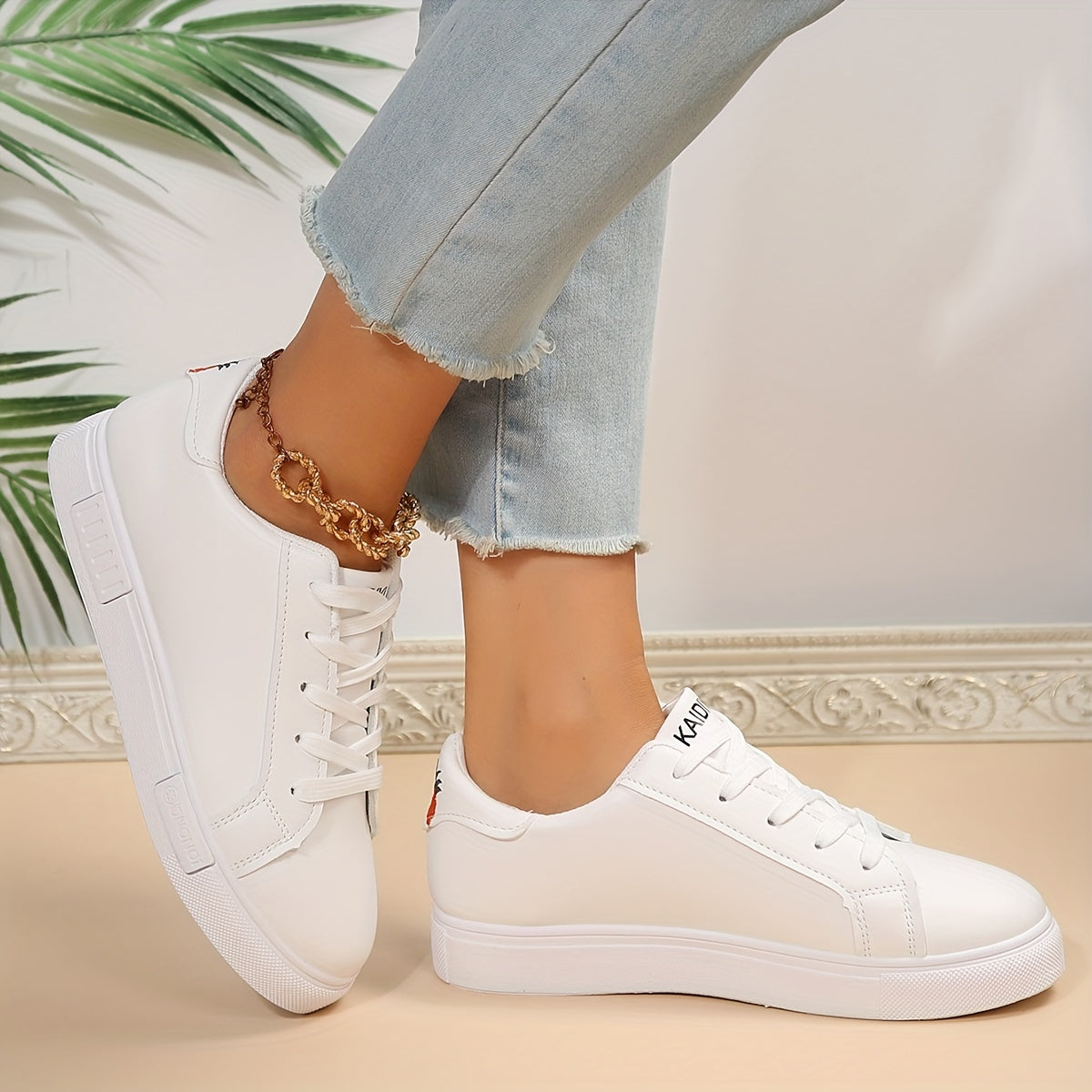 Women's Letter Graphic Low Skate Shoes Non slip Sports Sneakers