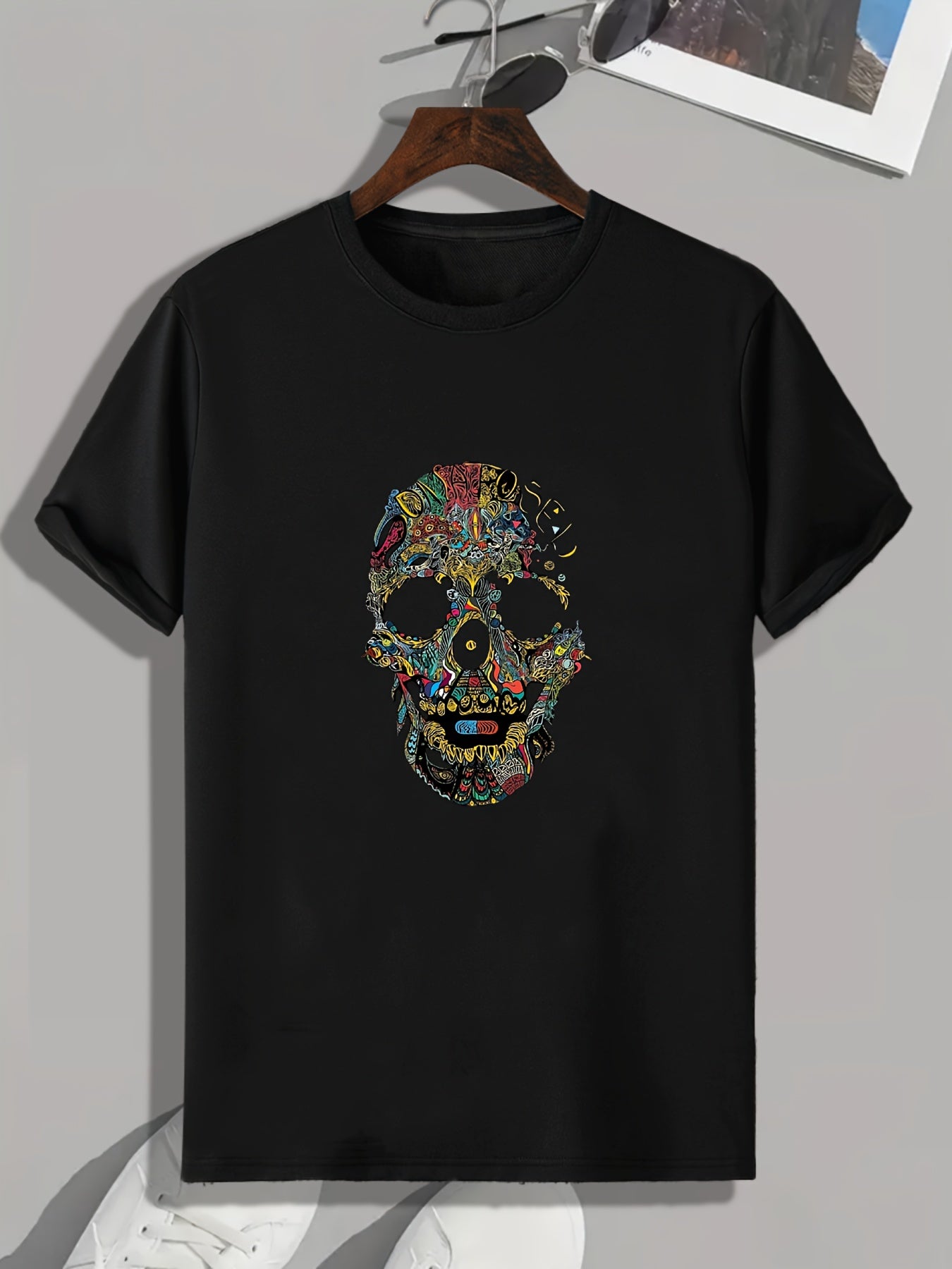 Skull Pattern Print Men's Sports T-Shirt