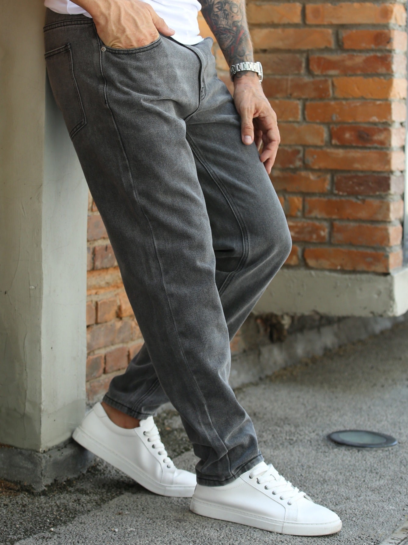Men's Grey Straight Leg Jeans