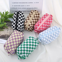 Checkerboard Knitted Cosmetic Bag Contrast Woolen Plaid Large Capacity Storage
