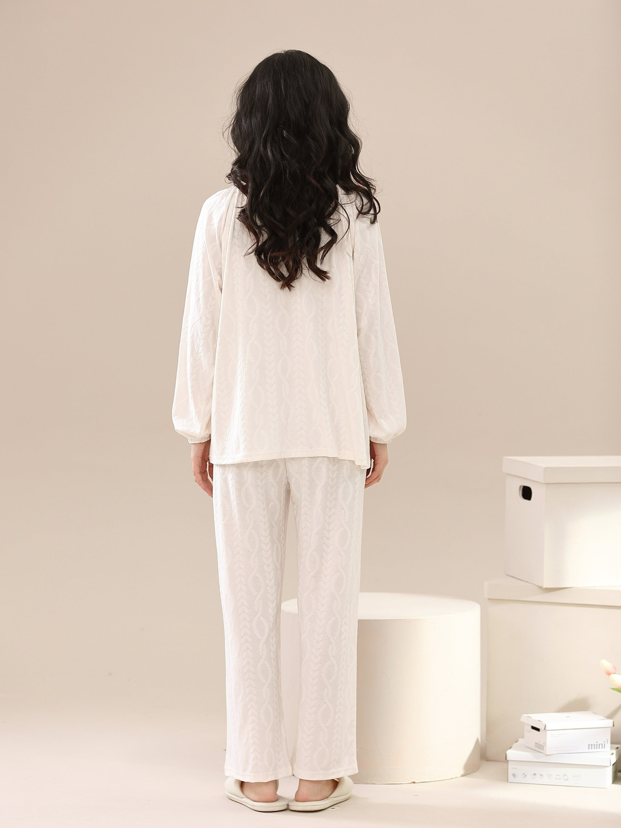 Women's Solid Pajama Set Long Sleeve Crew Neck Top & Pants