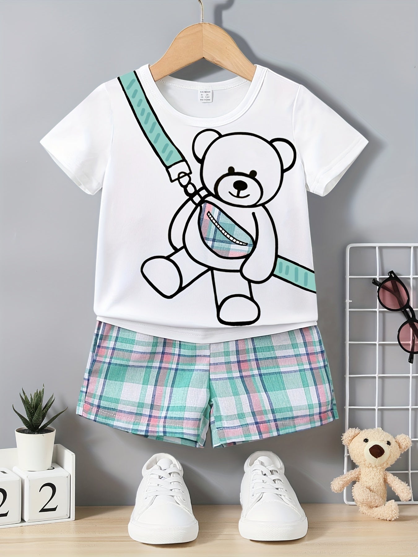Boy's Bear Graphic Casual Outfit T-Shirt & Plaid Shorts Summer Clothes