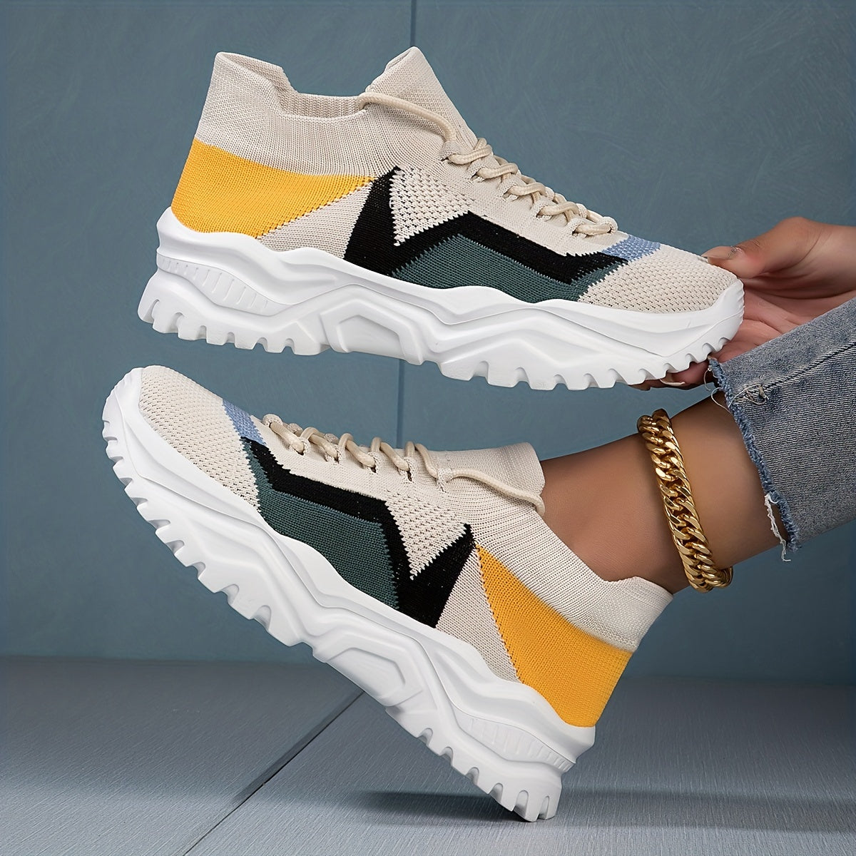 Women's Lightweight Running Sneakers Lace up Front Shoes