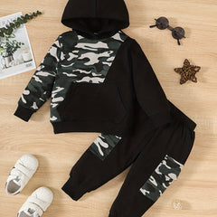 2pcs Baby Boys Camouflage Hooded Tops & Pant Set