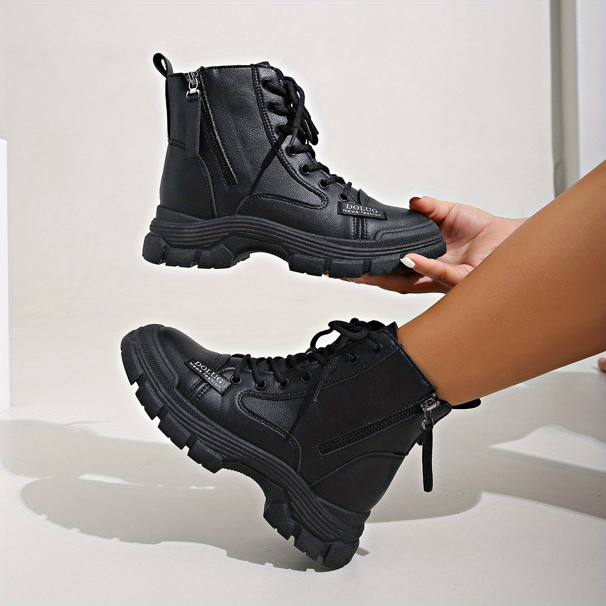 Women's Retro Thick Bottom Boots Lace Up Comfortable Shoes