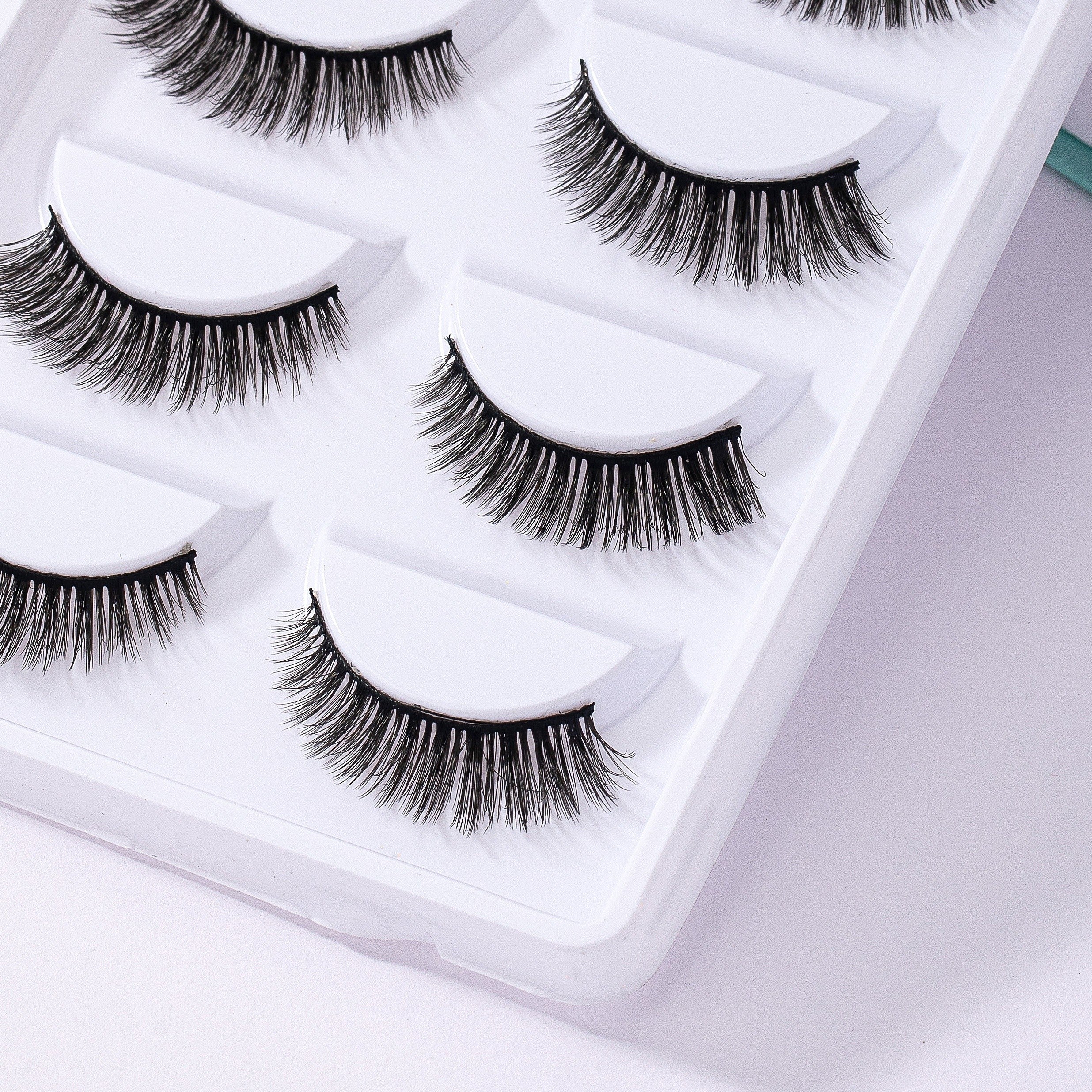 5 Pairs Natural Look Wispy Cat Eye 3D False Eyelashes