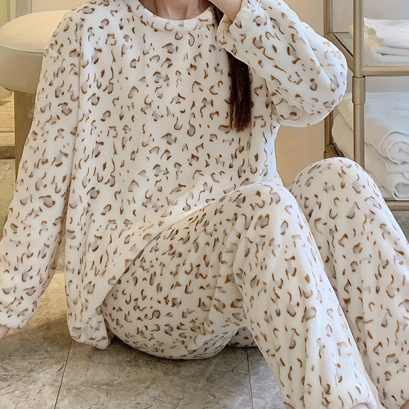 Leopard Print Lounge Set Crew Neck Top & Pants Women's Loungewear