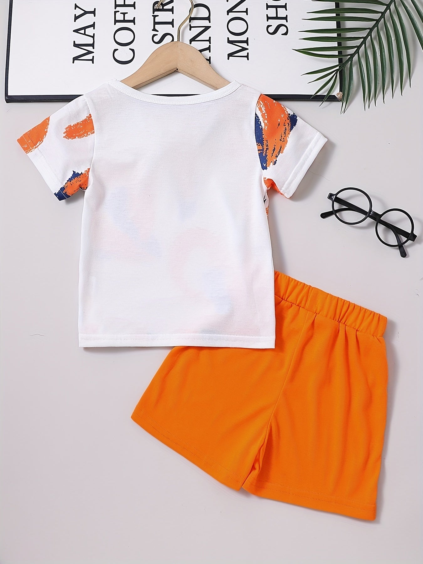 Boys Graffiti Print Tee & Shorts Set Kids Summer Clothes