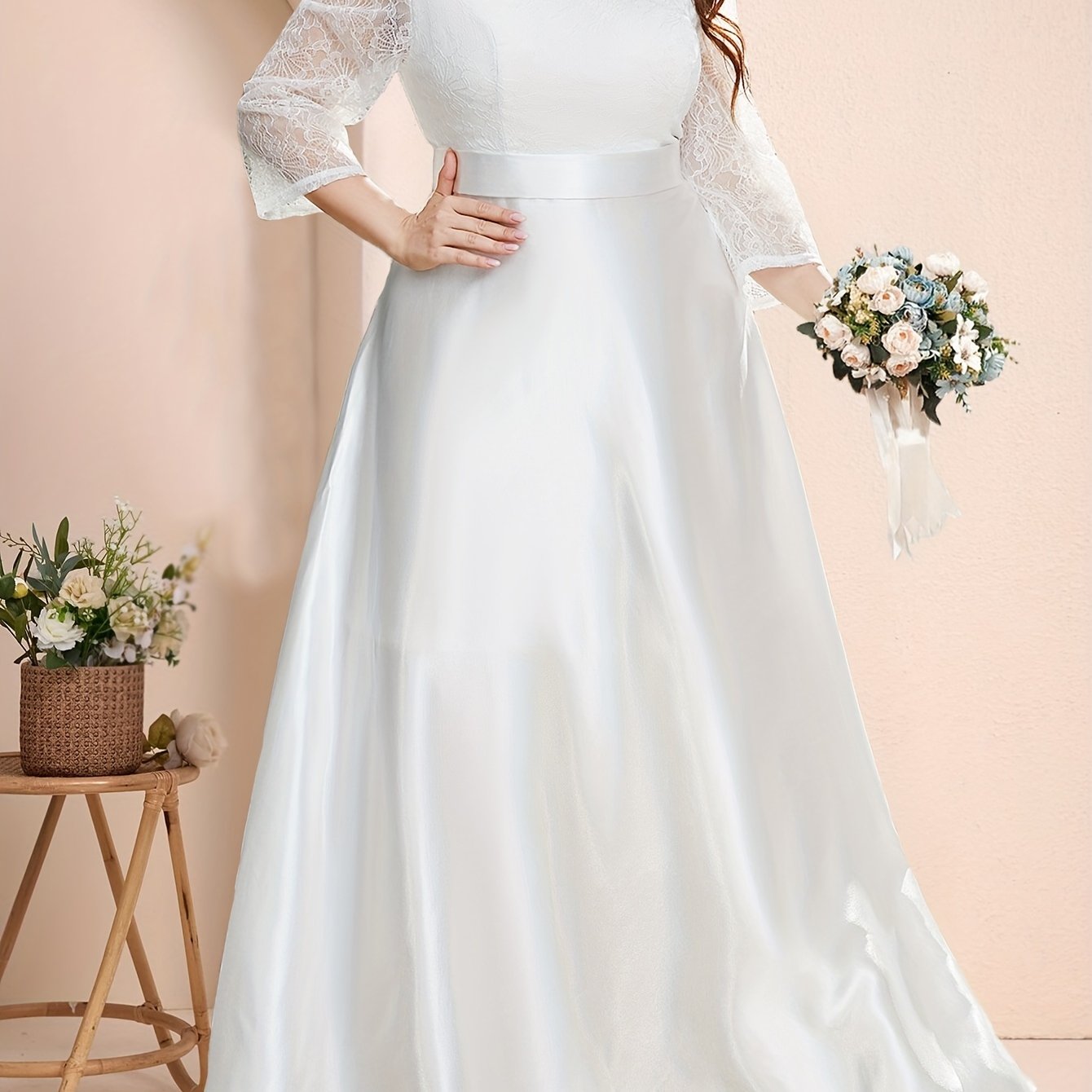Solid Lace Round Neck Bridesmaid Dress