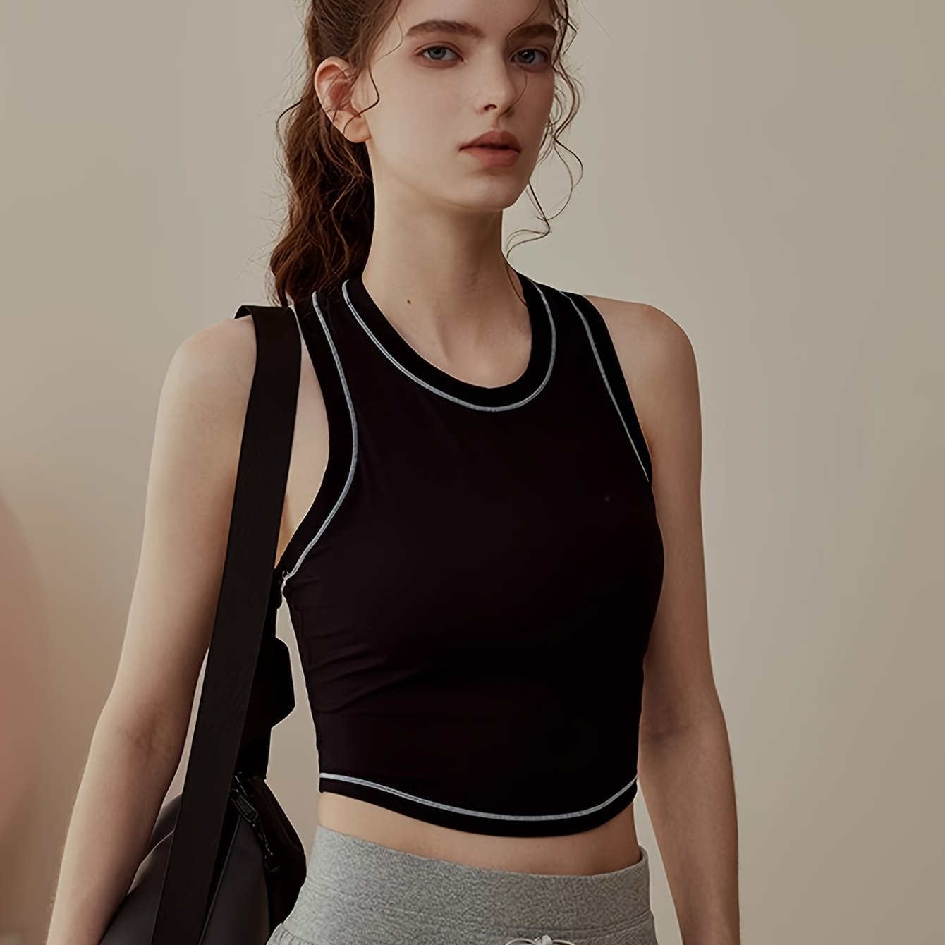 Sleeveless Crop Top Racerback Sports Tank Top