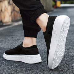 Men's Lightweight Slip On Casual Shoes for Traveling Jogging