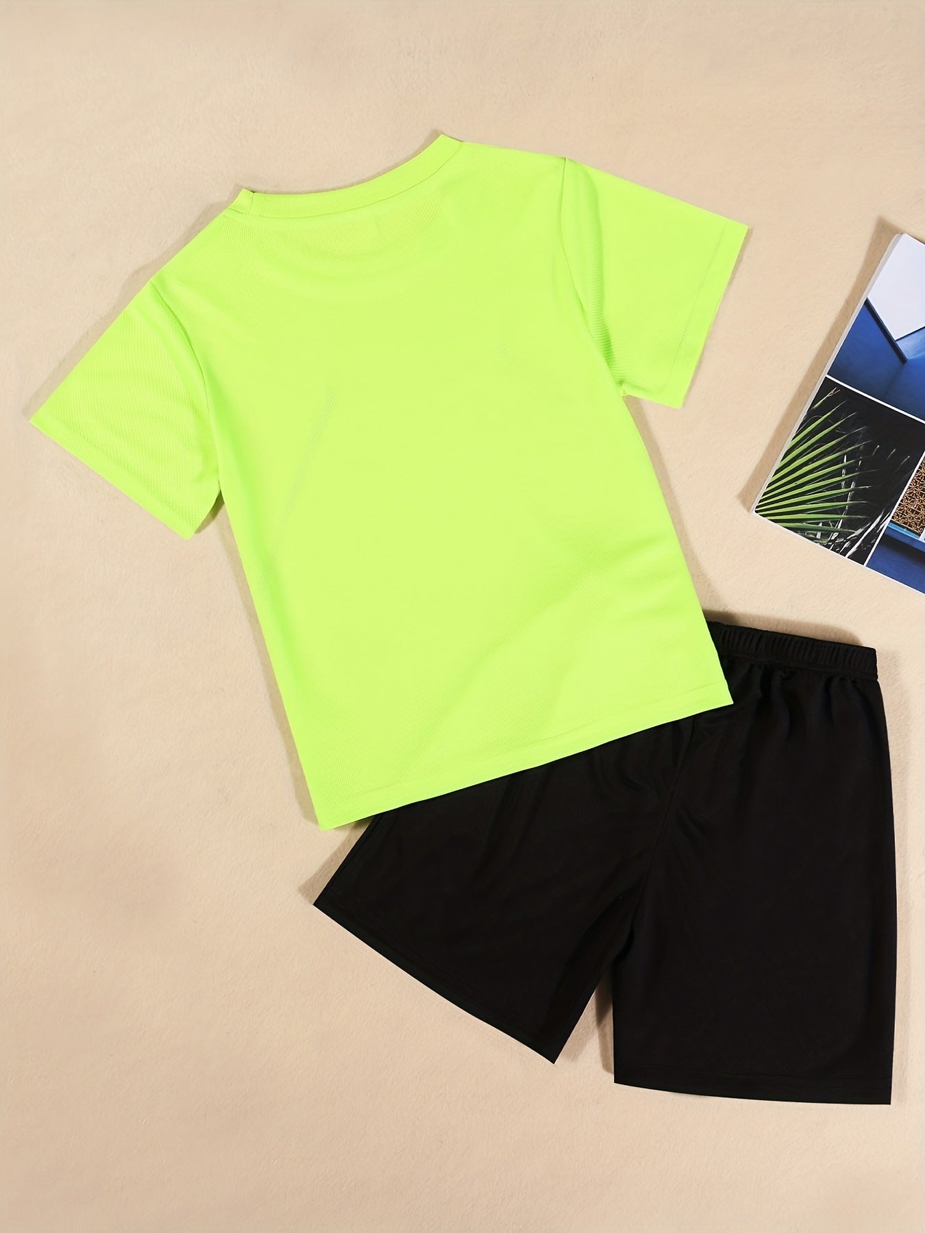Boys 2pcs T shirt & Elastic Waist Shorts Set Geometric Print