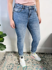 Distressed Button Fly High Rise Skinny Jeans