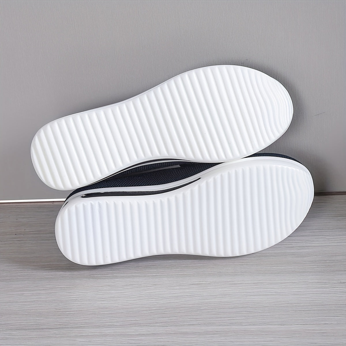 Women's Air Cushion Wedge Shoes Hollow Out Chain Decor Slip On Walking Shoes