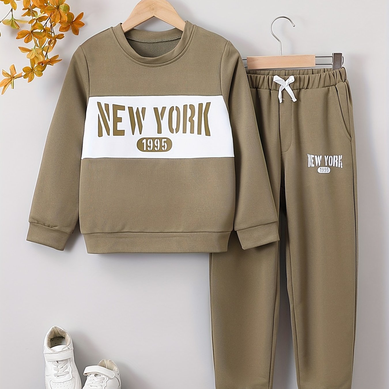 Boys 2pcs Sweatshirt & Sweatpants Set YORK Print Long Sleeve Top Casual Outfits