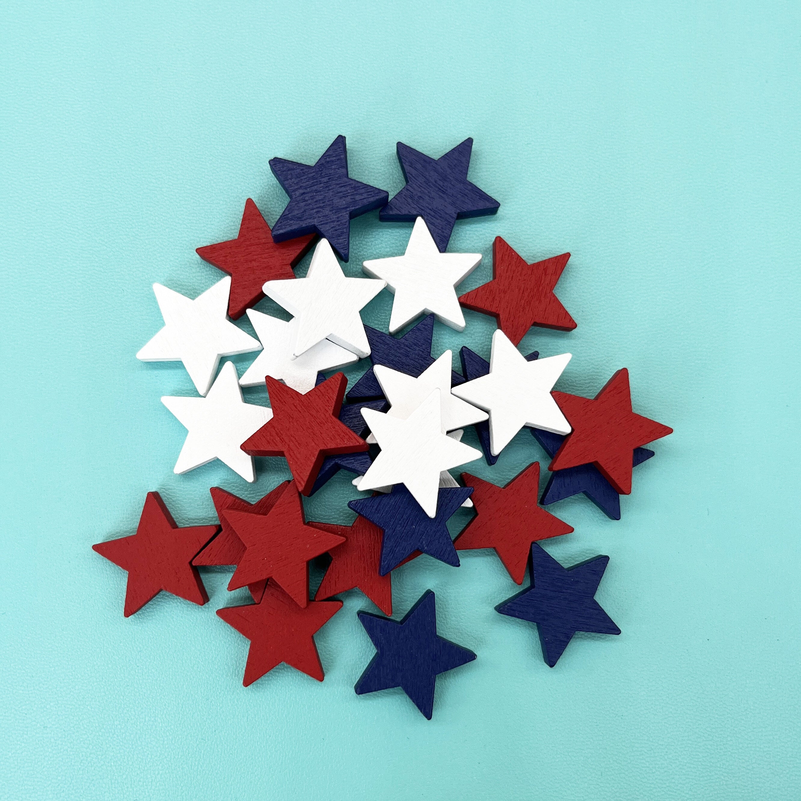 Mini Wood Stars Decorations Vase Filler Bowl Fillers Red Stars for 4th of July