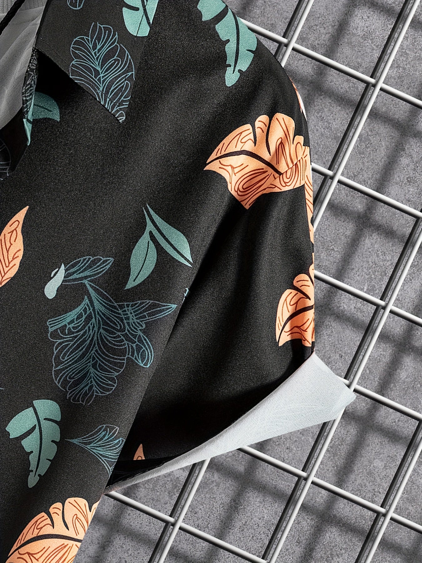 Leaf Pattern Casual Short Sleeve Shirt Men's Hawaiian Shirt