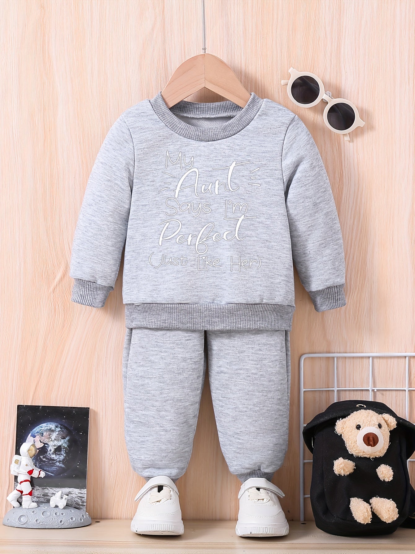 Perfect Aunt Print Infant Baby Sweatshirt Set