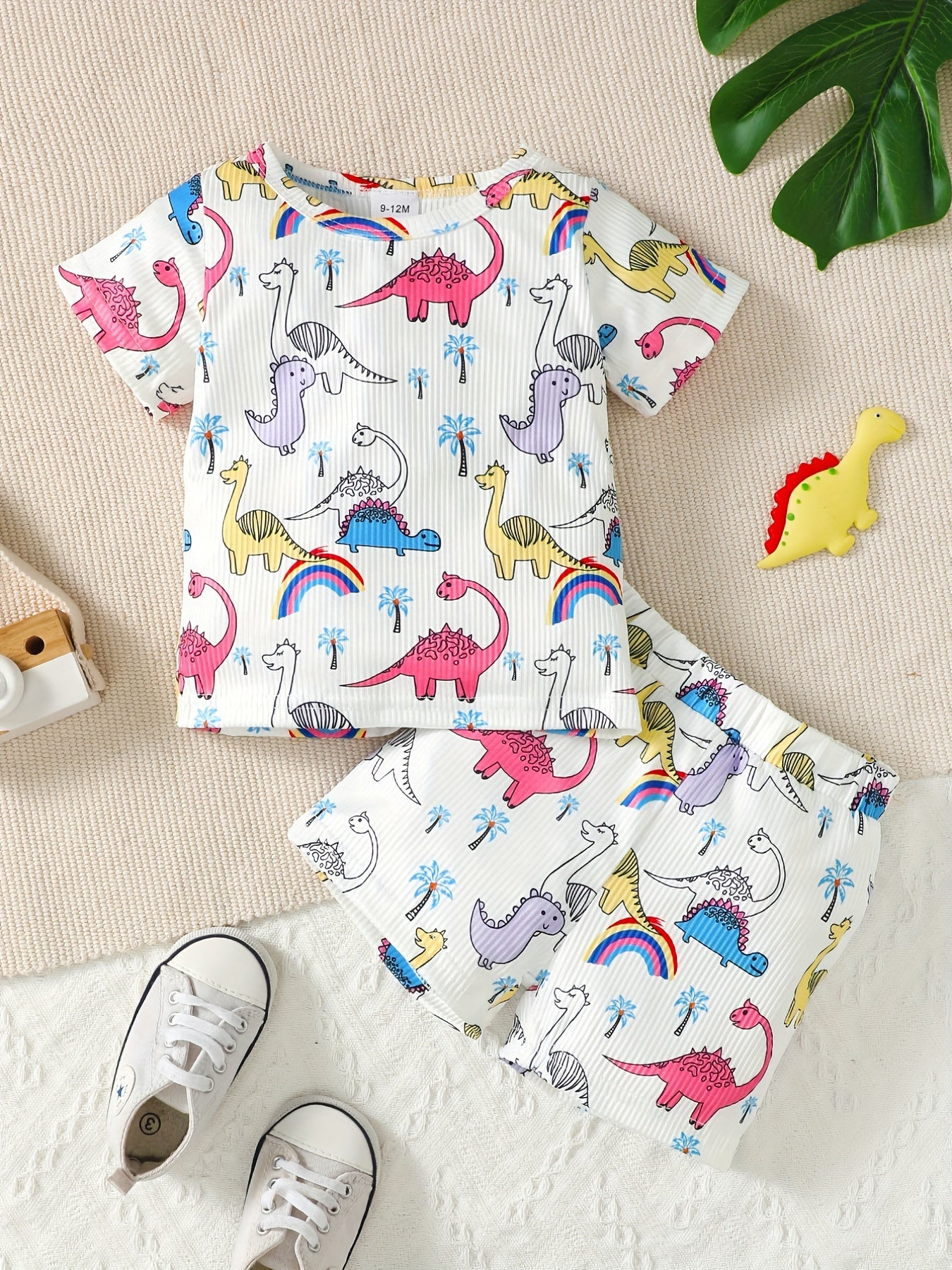 2pcs Baby Boys Dinosaur T shirt & Shorts Set Clothes