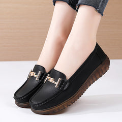 Women's Metal Decor Flat Loafers Soft Slip On Casual Walking Shoes