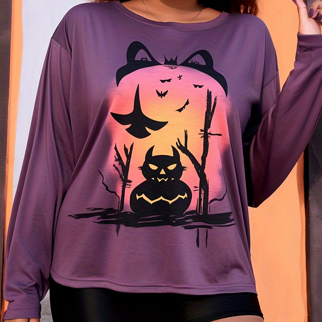 Halloween Sports Top Women's Plus Pumpkin & Bat Print Round Neck Fit