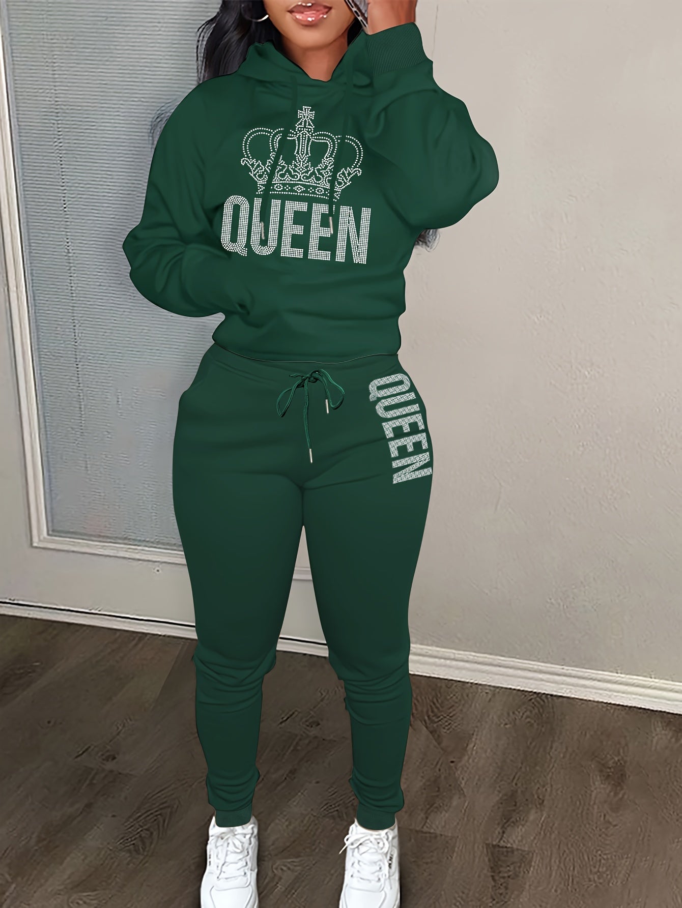 Women's Plus Crown & Letter Print Hoodie & Joggers Outfit Set